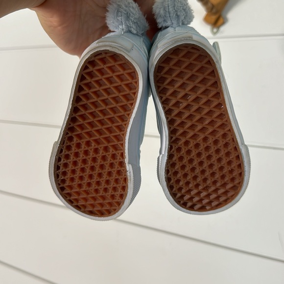 Unicorn Sk8-Hi Vans Shoe - Picture 6 of 6